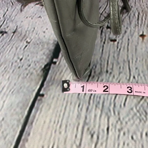 VINTAGE 70’s CARLOS FALCHI Gray Leather Crossbody Bag - Picture 8 of 17